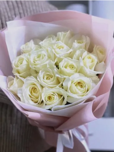 Buchet de trandafiri albi „Angelica”
