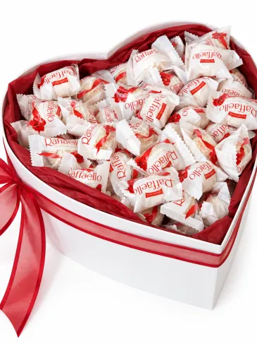 Сердце из Raffaello