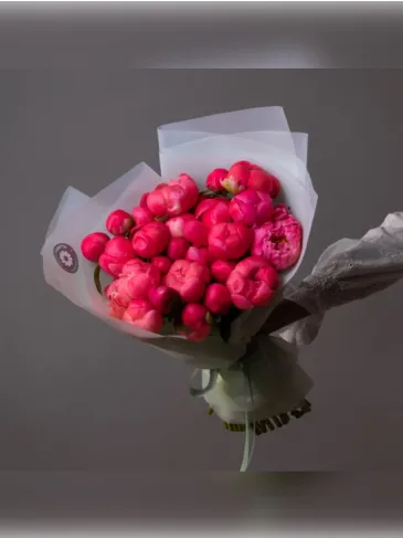 Buchet de bujori „Adelina”