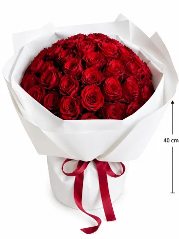 Buchet din 51 de trandafiri roșii „Olivia”