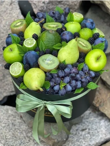 A boxwith fruits