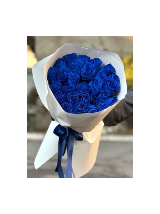  Buchet din trandafiri albaștri „Vanessa”