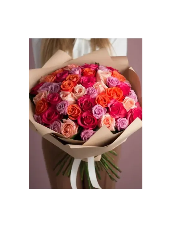 Buchet din 51 de trandafiri multicolori „Tiffany”