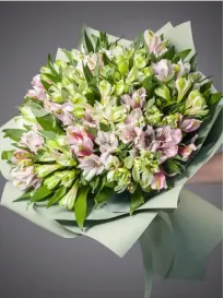 Buchet din alstroemerii delicate „Vera”