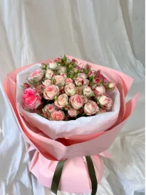 Bouquet of spray roses "Amelia"