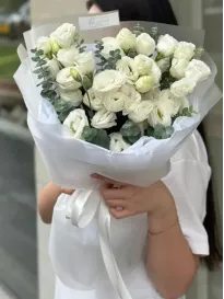 Bouquet of White Eustoma "Emily"
