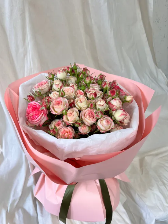 Bouquet of spray roses "Amelia"